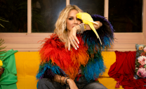 Άννα Βίσση – «Gazoza»  Backstage φωτογραφίες από το music video