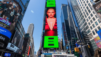 Έλενα Τσαγκρινού: μπήκε σε billboard στην Times Square!  Νέα διεθνής διάκριση μετά την εντυπωσιακή εμφάνιση στη Eurovision